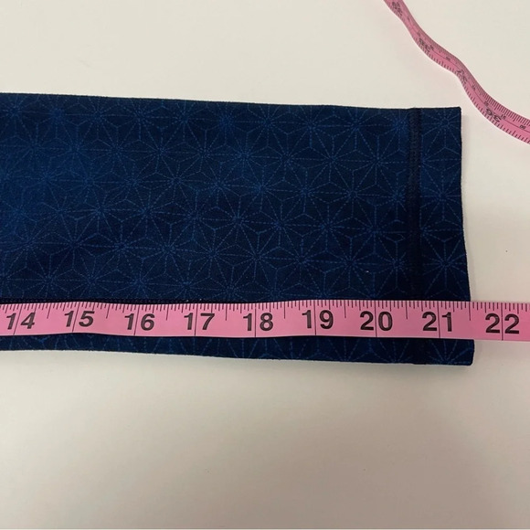 Lululemon Leggings Womens Size 2 Blue Patterned Wonder Under - Picture 9 of 9